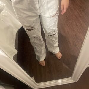 White mom jeans